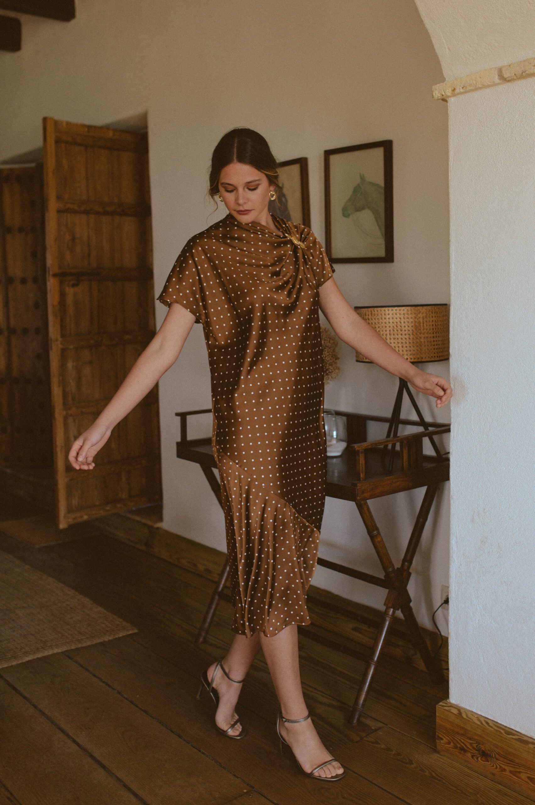 Vestido Iris Marrón Chocolate - Imagen 5