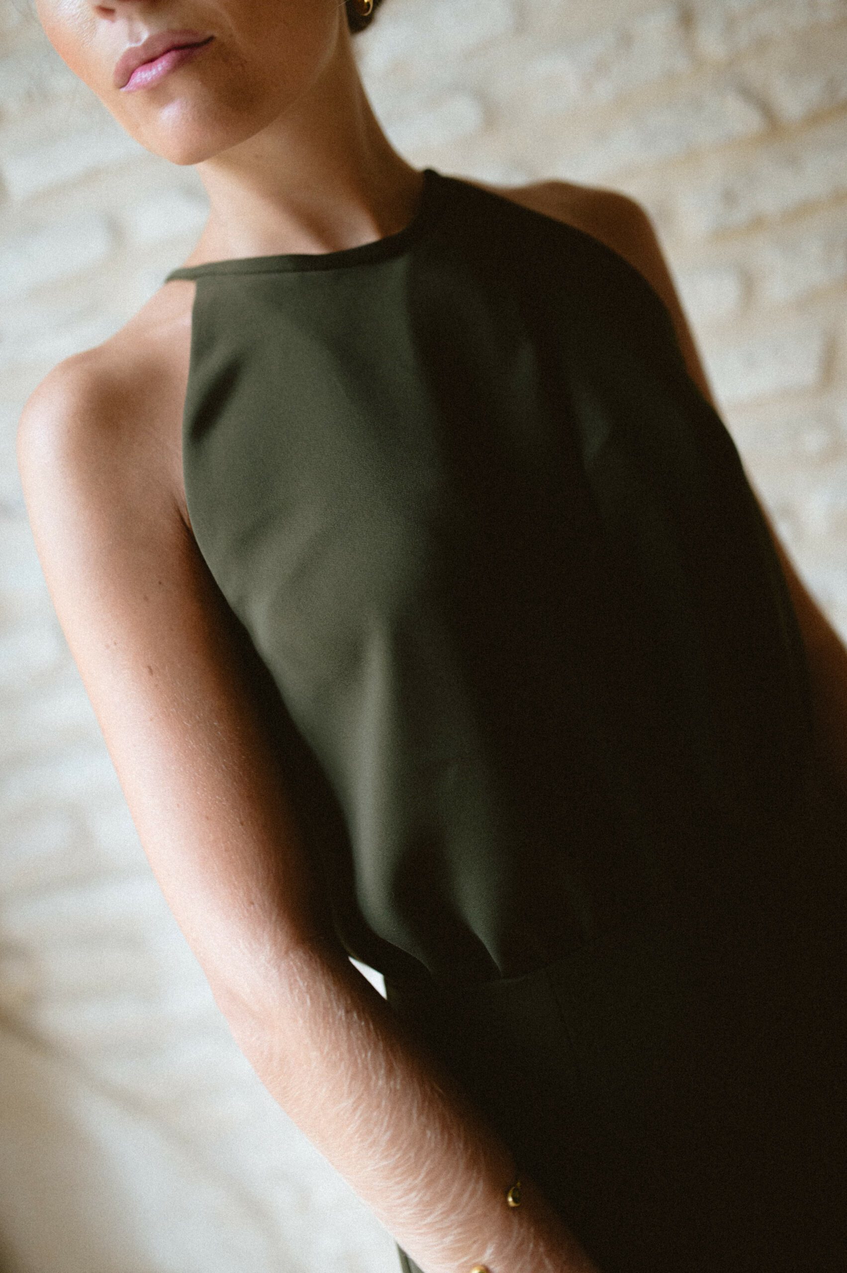 Vestido Carlota Verde Oliva - Imagen 5