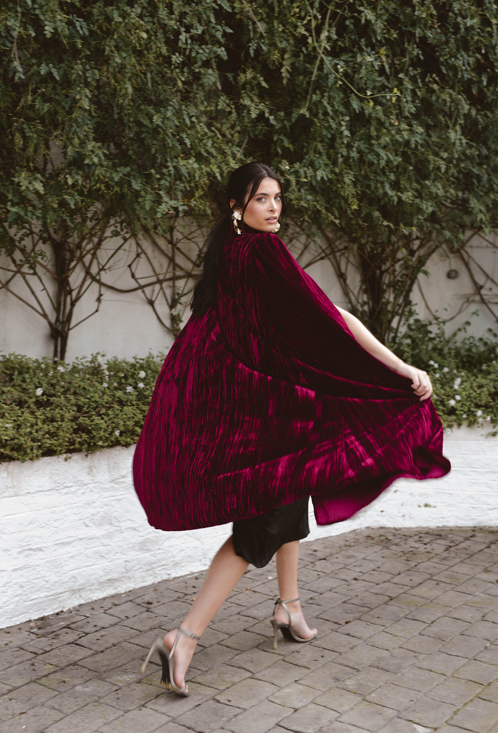 Capa Magdalena Burdeos - Imagen 5