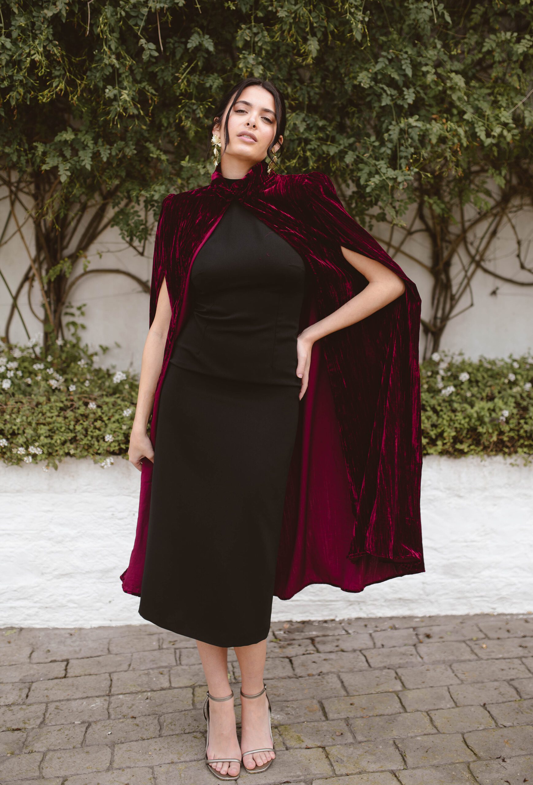 Capa Magdalena Burdeos - Imagen 4